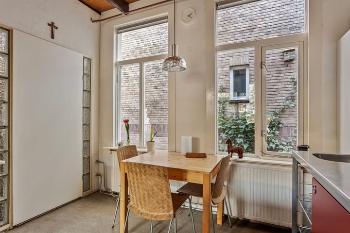 Foto 13 van Bloemstraat 7