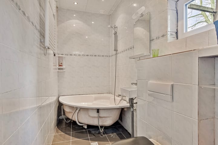 Foto 17 van Bloemstraat 7