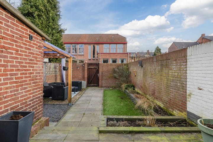 Foto 24 van Schwarzenbergstraat 15