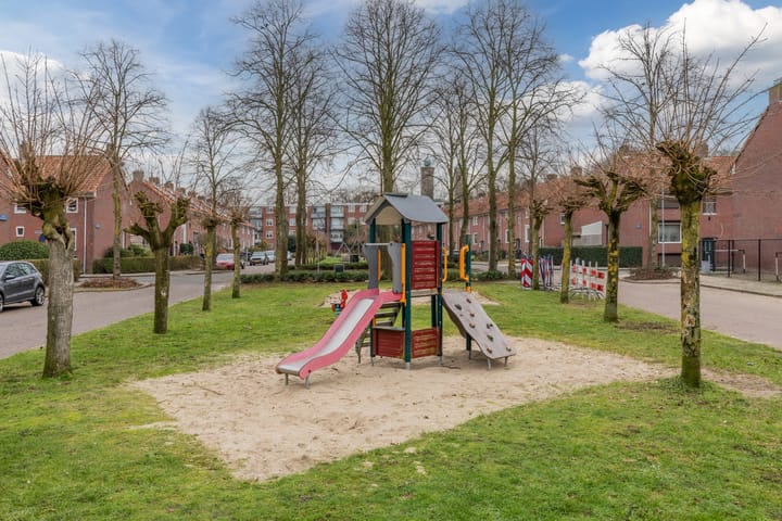 Foto 33 van Schwarzenbergstraat 15