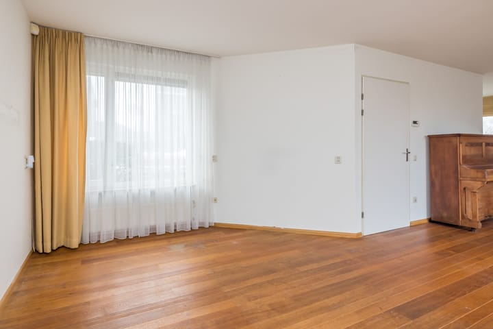 Foto 3 van Overheek 14