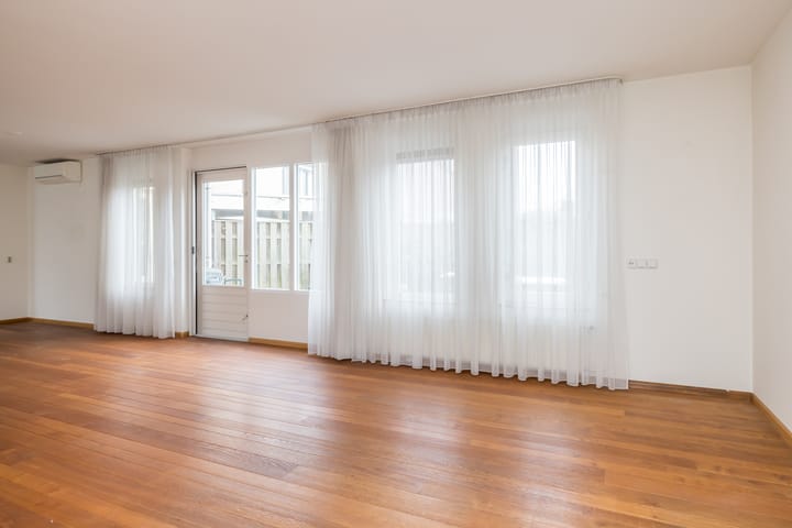 Foto 6 van Overheek 14