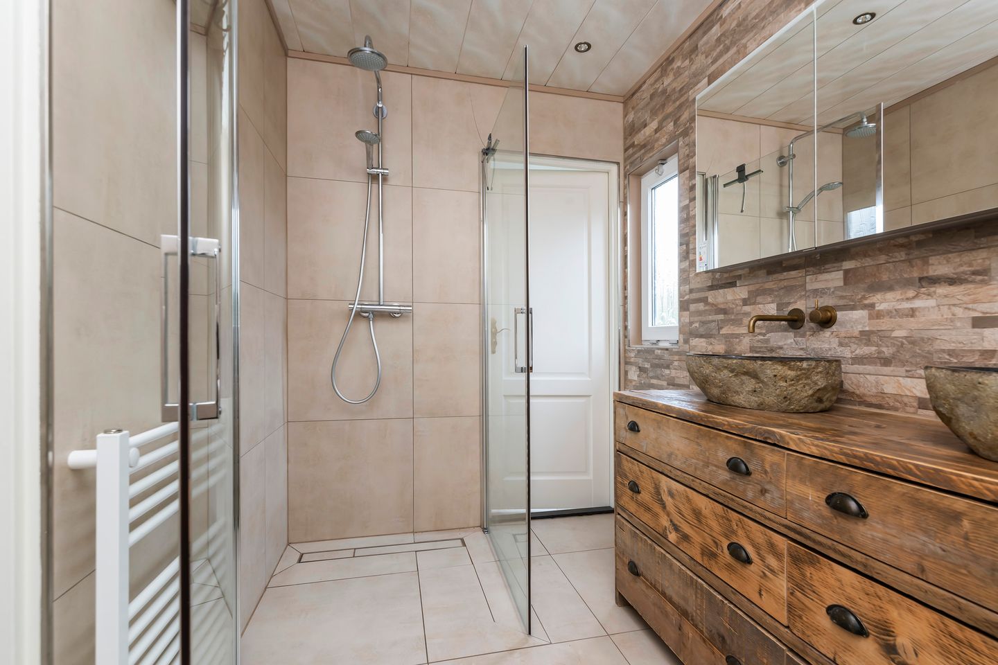 Foto 19 van Weterschoten 30-23