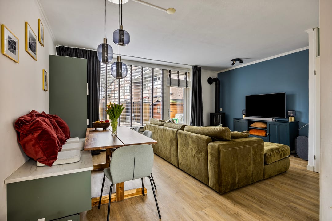 Foto 1 van J. Sasboutstraat 2