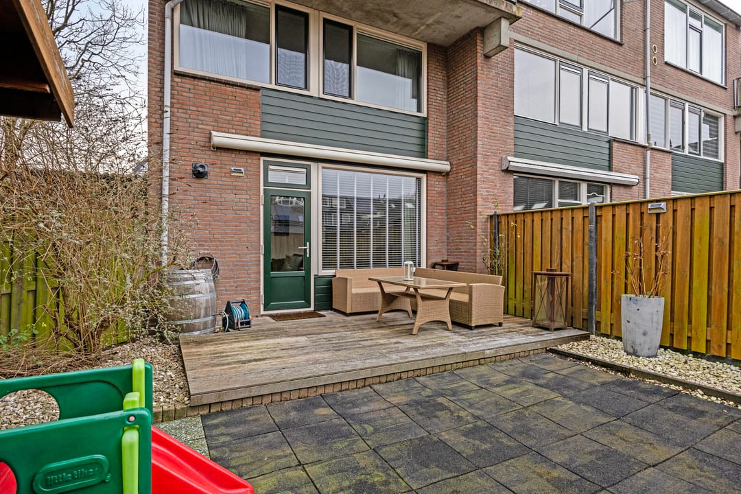 Foto 11 van J. Sasboutstraat 2