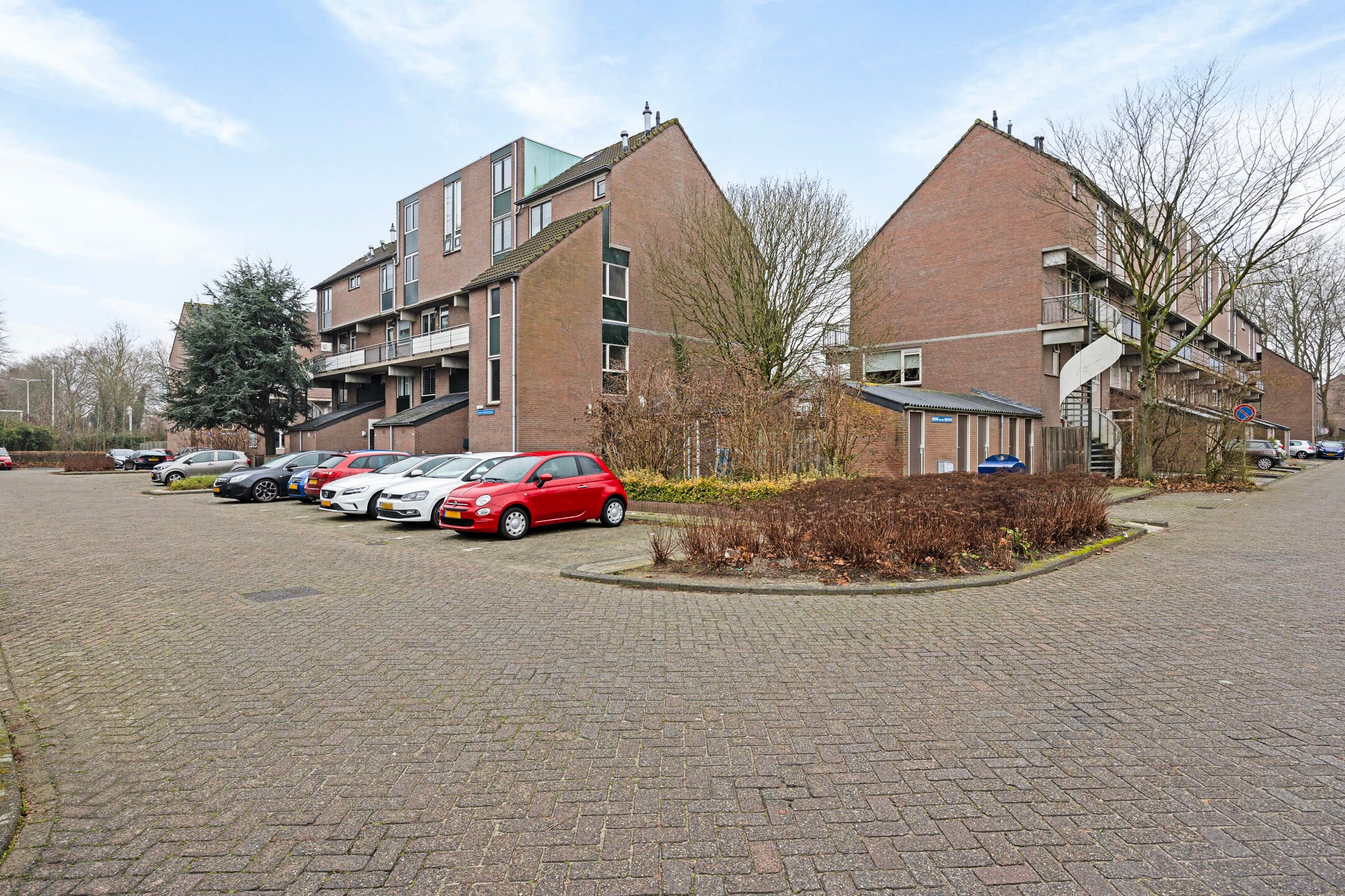 Foto 27 van J. Sasboutstraat 2