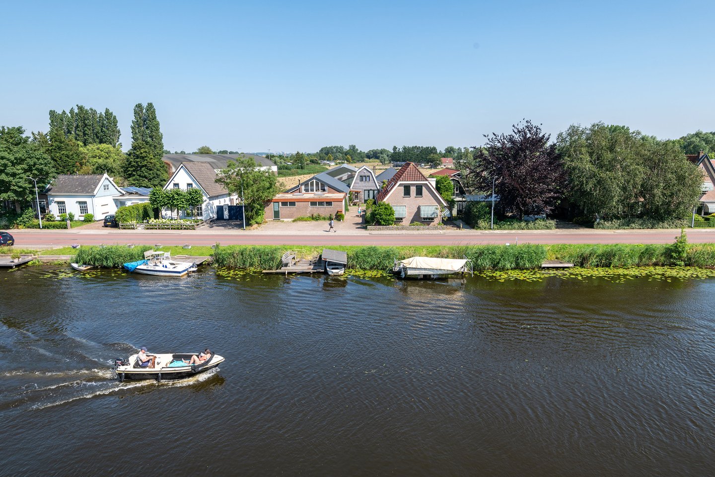 Bekijk foto 1 van Vijfhuizerdijk 189