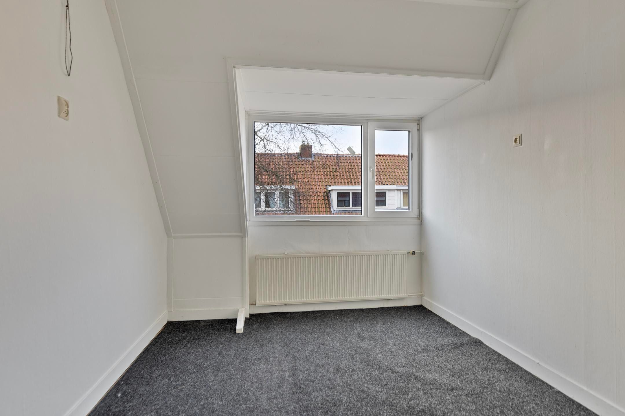 Foto 15 van van Loonstraat 76