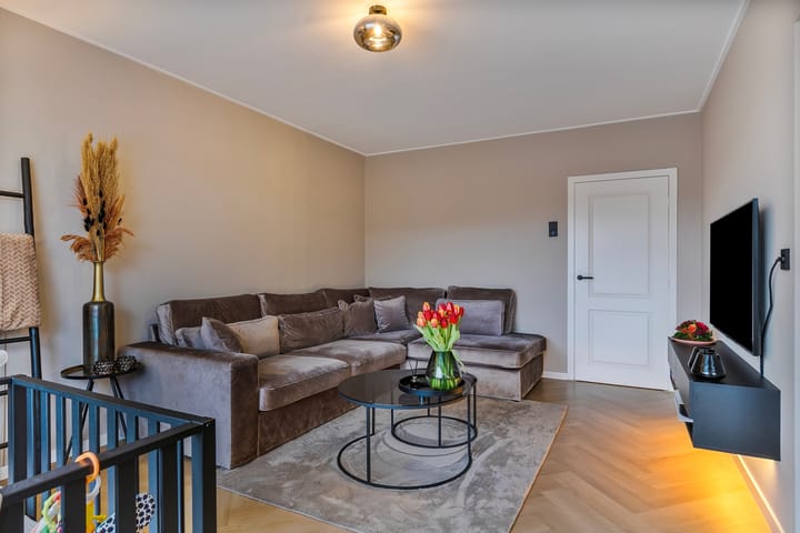 Foto 11 van Leyweg 26-B