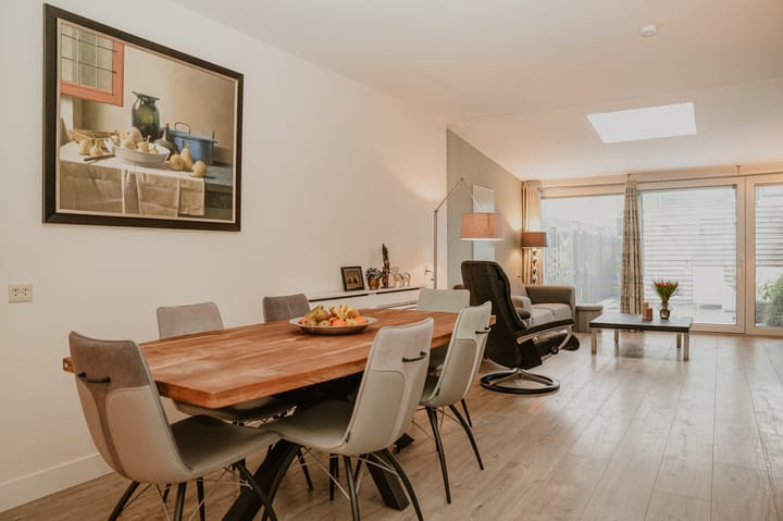 Photo 8 of Van Utenhoveweg 26