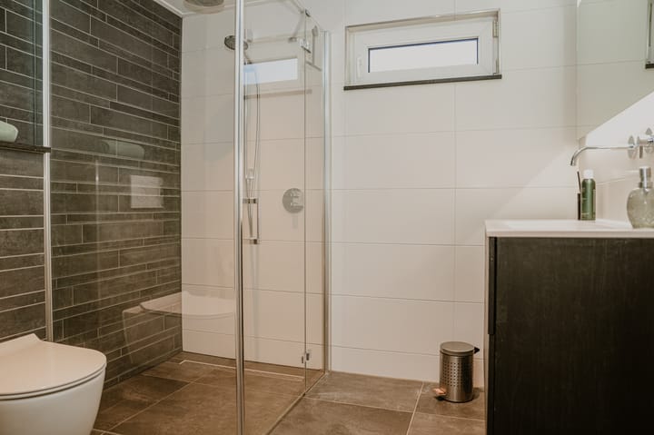 Photo 18 of Van Utenhoveweg 26