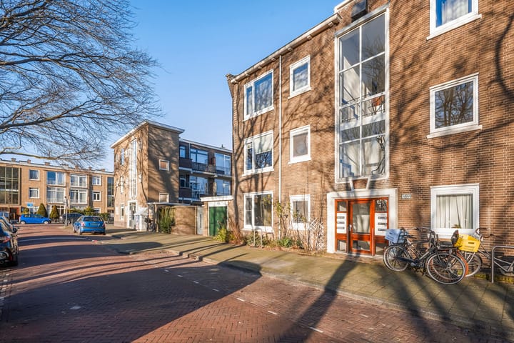 Photo 5 of Harmelenstraat 12