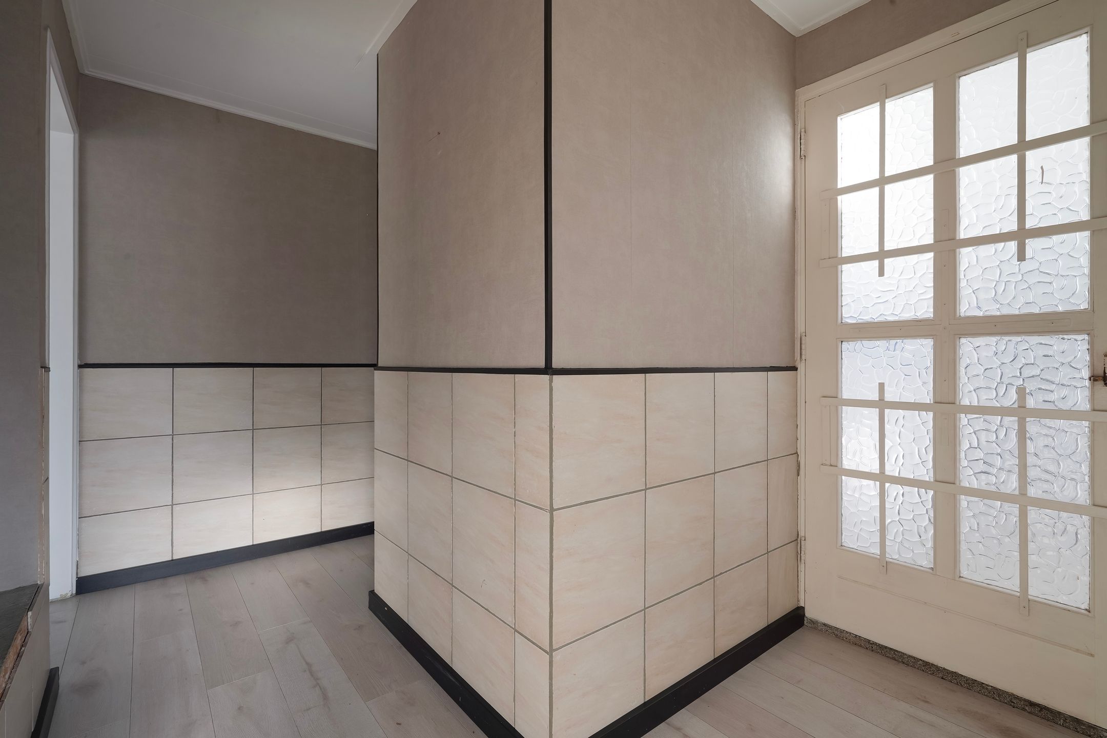 Photo 9 of Harmelenstraat 12