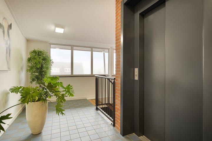 Photo 22 of Pijnboomstraat 23