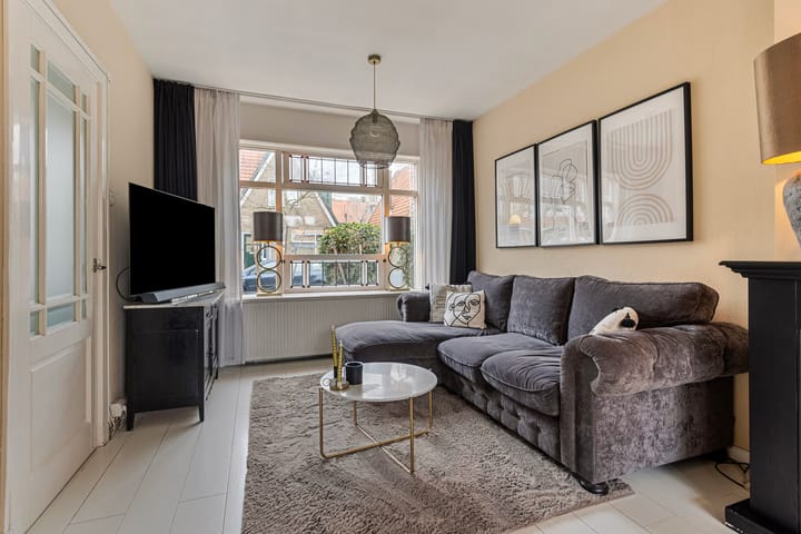 Foto 2 van Jan van Vleutenstraat 1