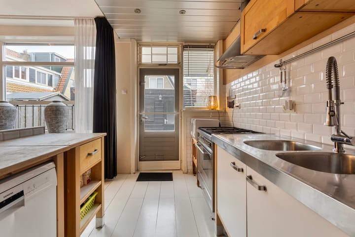 Foto 14 van Jan van Vleutenstraat 1