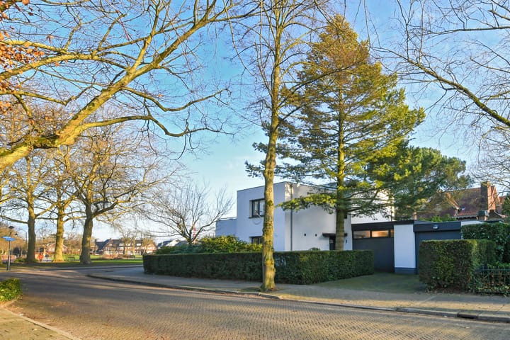 Foto 3 van Pauwlaan 1