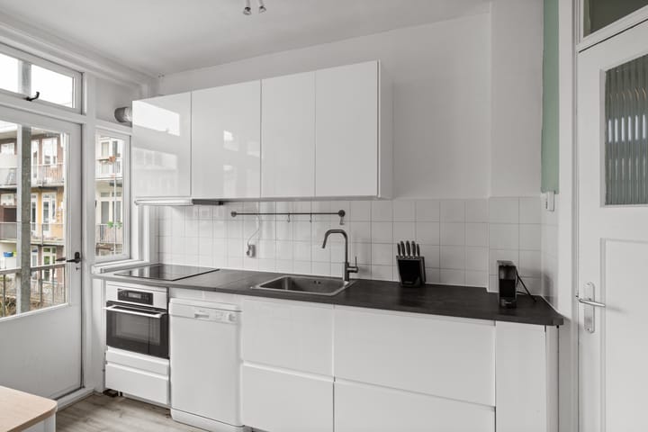 Foto 9 van Abbenesstraat 19-2