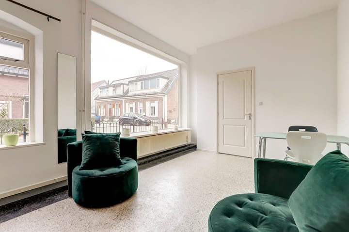 Foto 6 van Jacobastraat 1