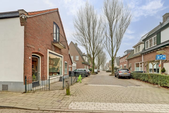 Foto 39 van Jacobastraat 1