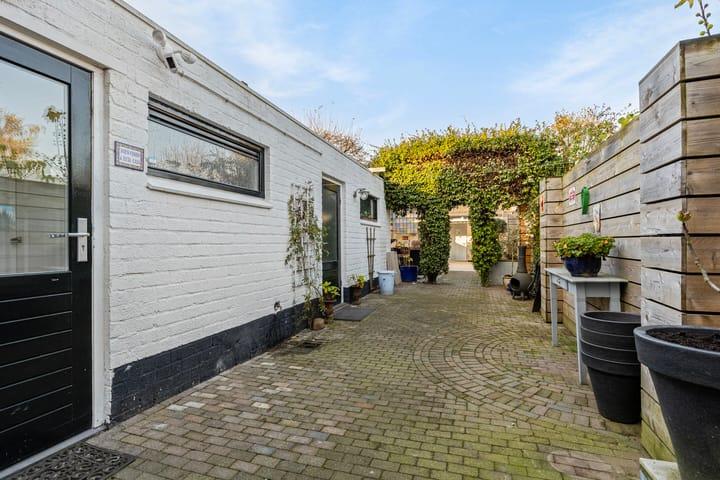 Foto 30 van Zeelsterstraat 202