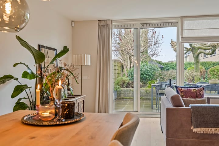 Foto 8 van Rossinistraat 10