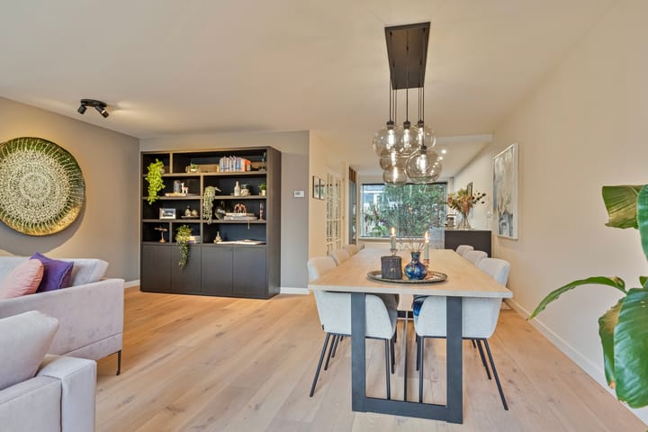 Foto 12 van Rossinistraat 10