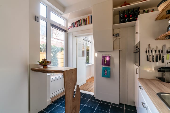 Foto 21 van Govert Bidloostraat 56