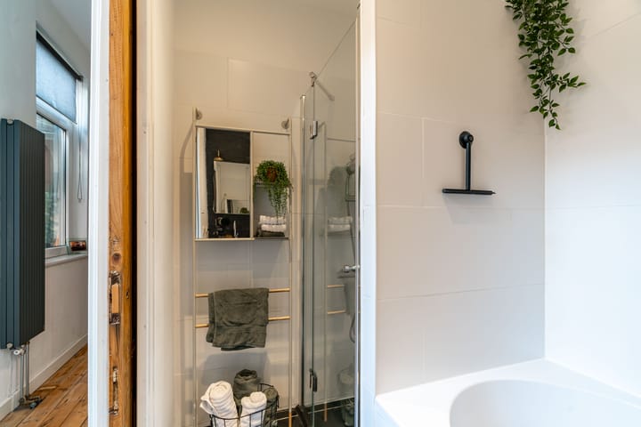 Foto 26 van Govert Bidloostraat 56