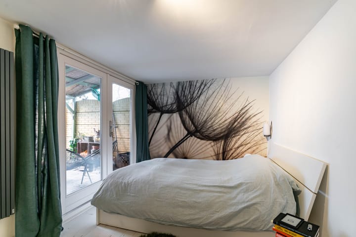 Foto 30 van Govert Bidloostraat 56