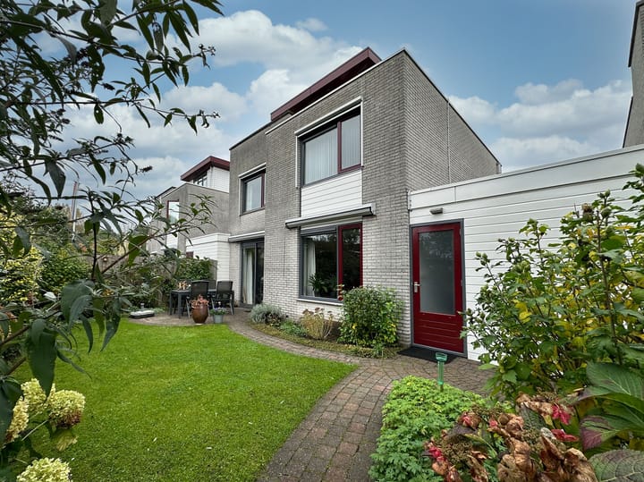 Photo 8 of Perzikgaarde 24