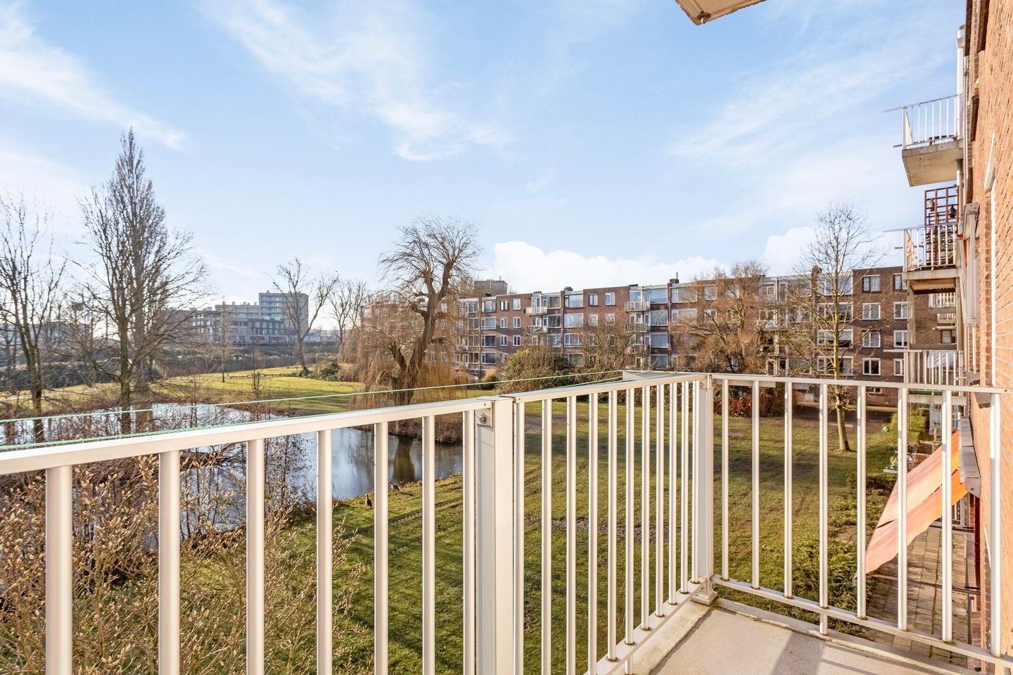 Foto 1 van van der Duyn van Maasdamlaan 132-B