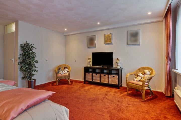 Foto 25 van Aagje Dekenstraat 2