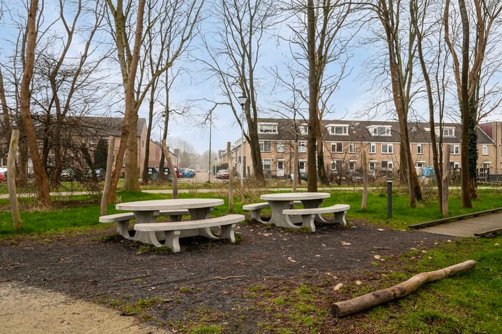 Foto 40 van Aagje Dekenstraat 2