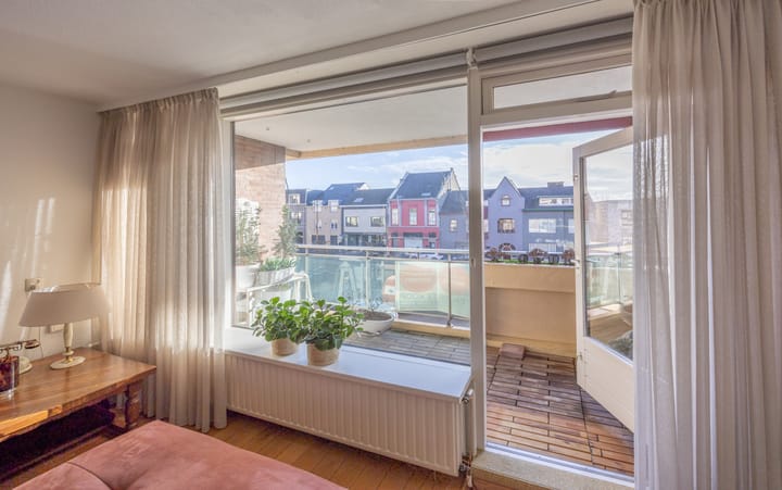 Foto 7 van Trianon 18