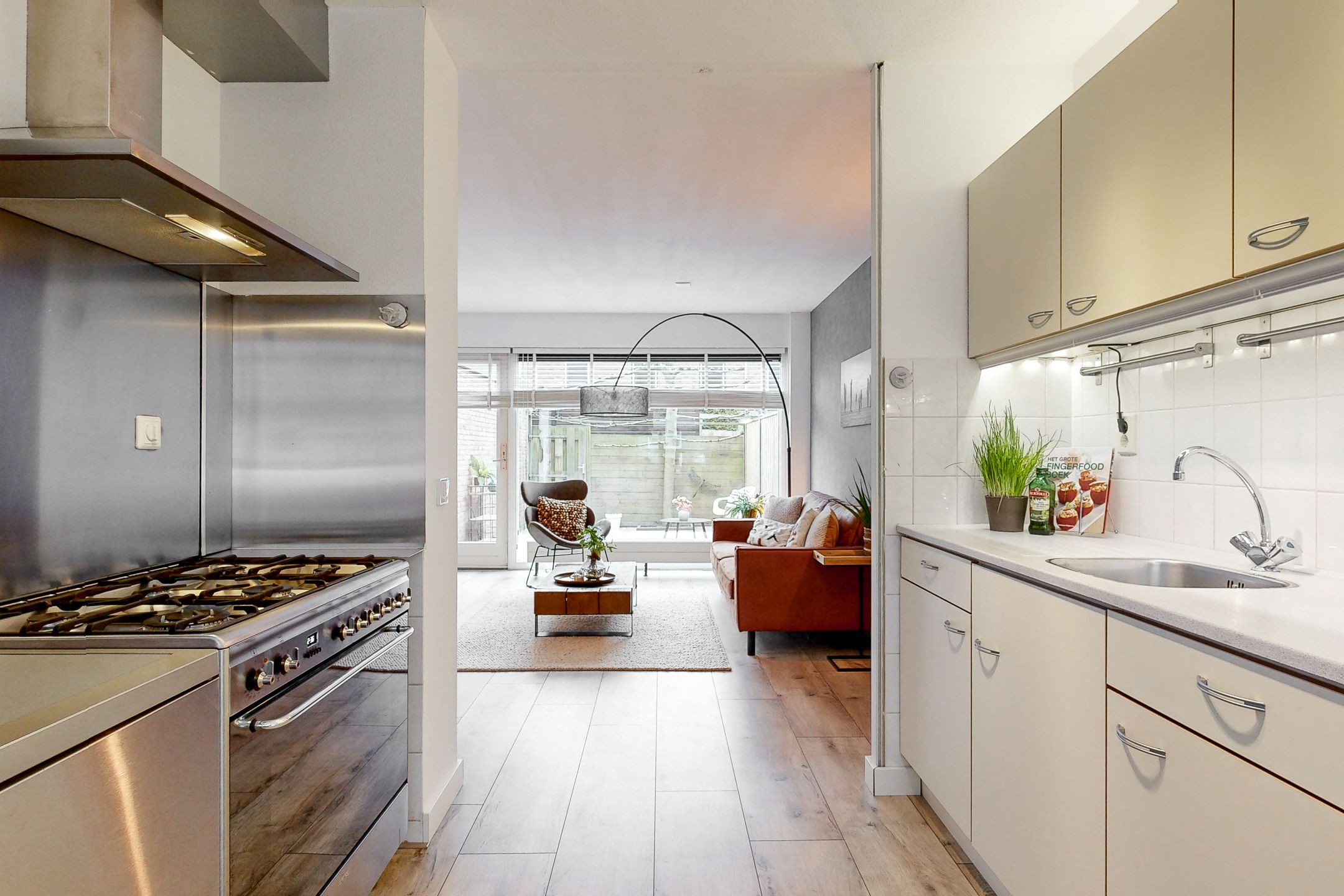 Foto 9 van Helmkruid 20