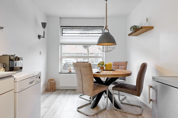 Foto 11 van Helmkruid 20