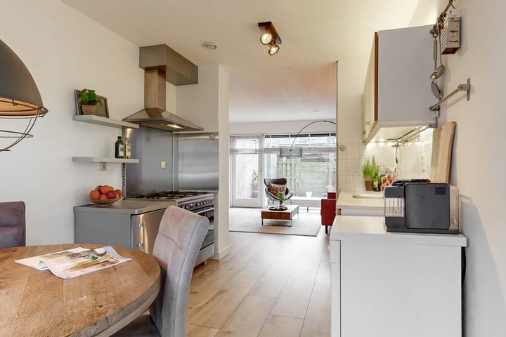 Foto 12 van Helmkruid 20