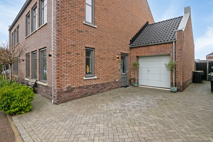 Photo 6 of Beemdgrasstraat 4