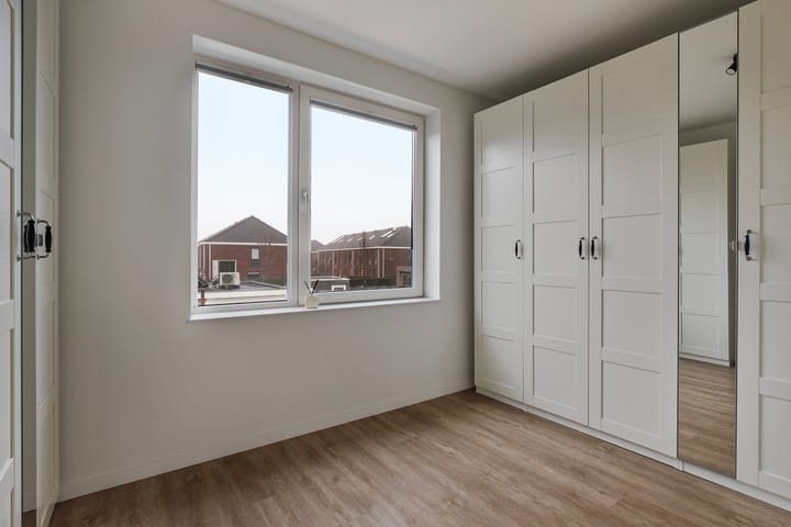 Photo 21 of Beemdgrasstraat 4