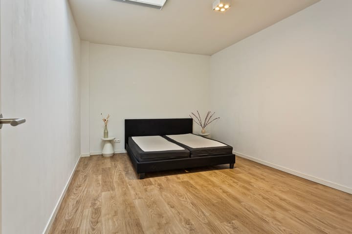 Photo 12 of Vaartweg 31