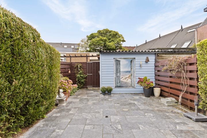 Photo 18 of Leonard Bernsteinstraat 34