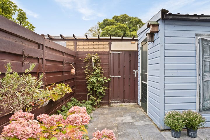 Photo 20 of Leonard Bernsteinstraat 34