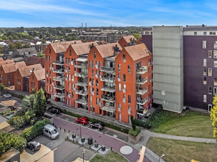 Foto 29 van Van Hoevestraat 79