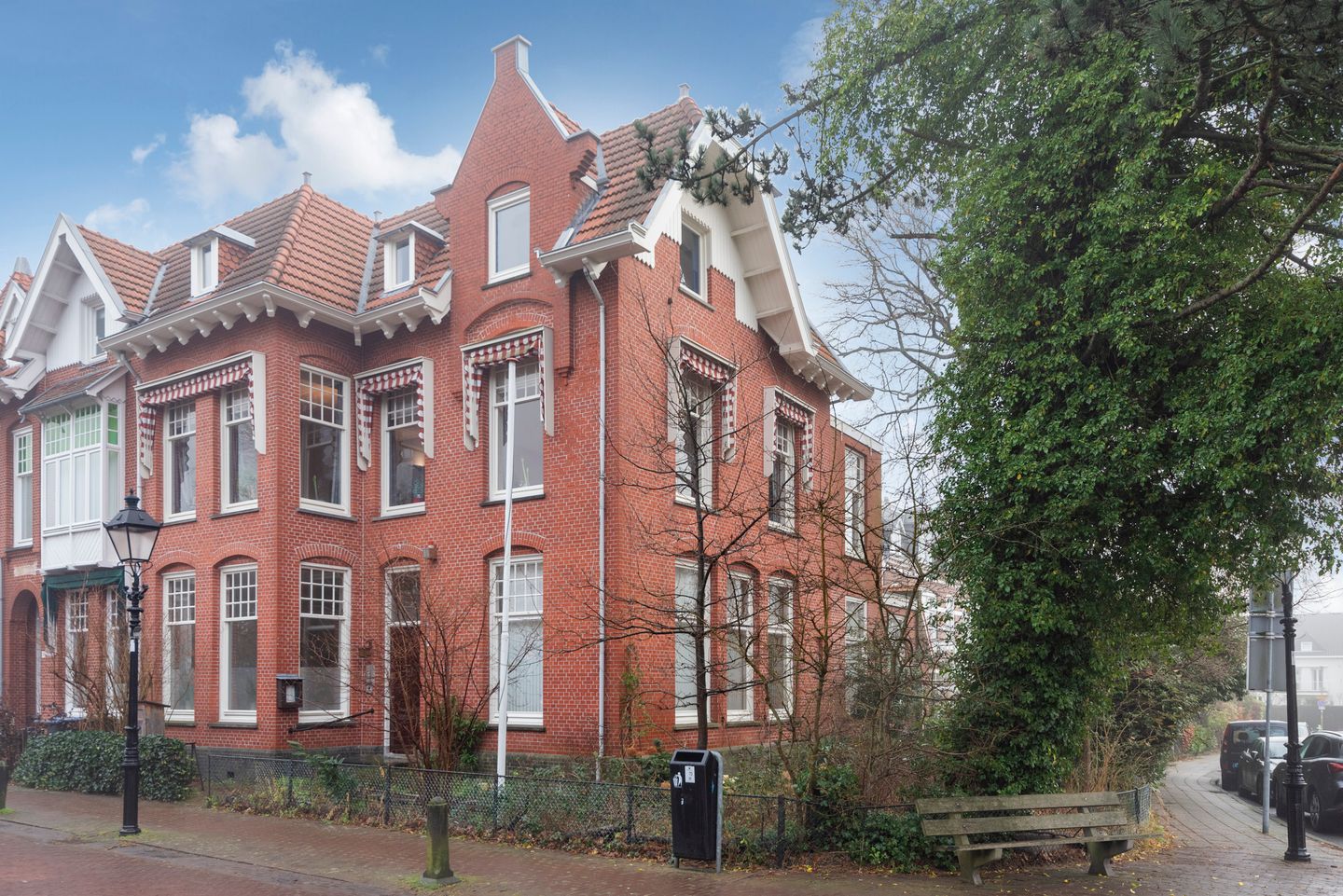 Foto 1 van Bloemendaalseweg 17