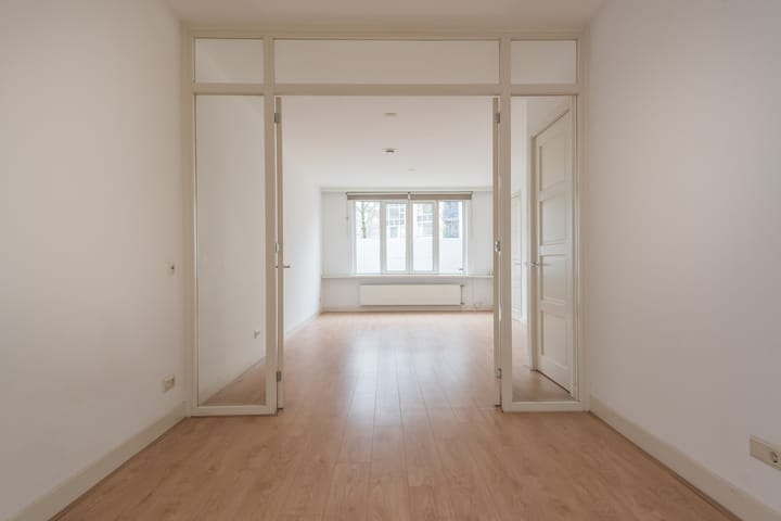 Foto 5 van Waalstraat 24-H