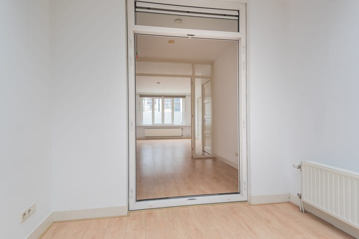 Foto 7 van Waalstraat 24-H