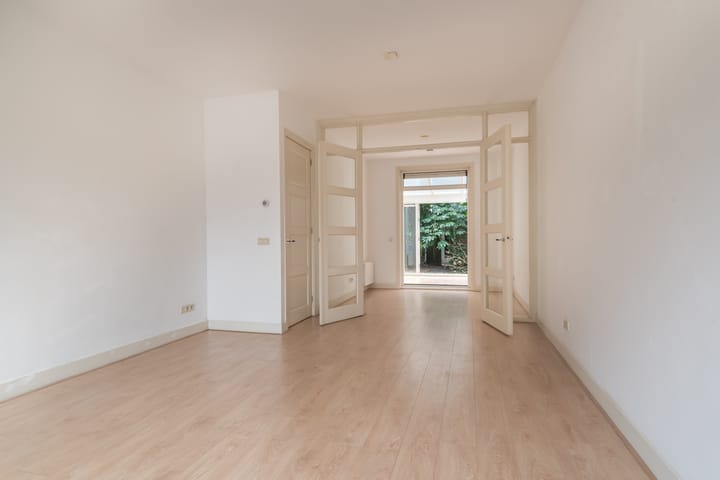 Foto 11 van Waalstraat 24-H