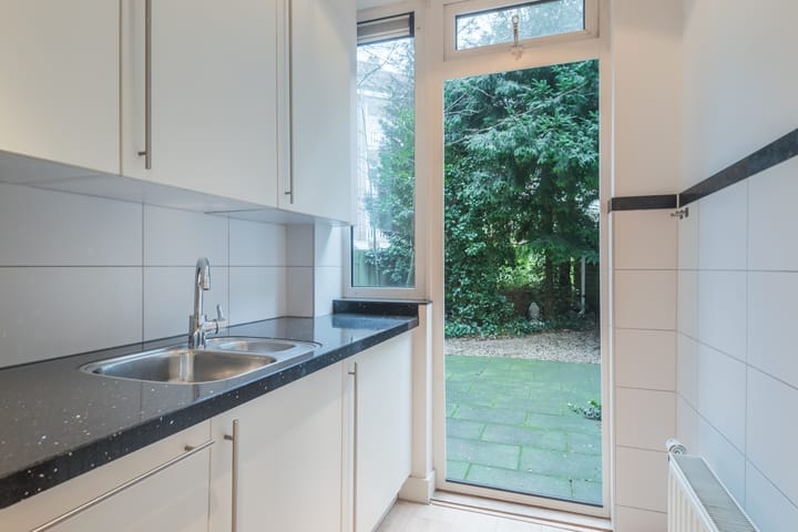 Foto 13 van Waalstraat 24-H