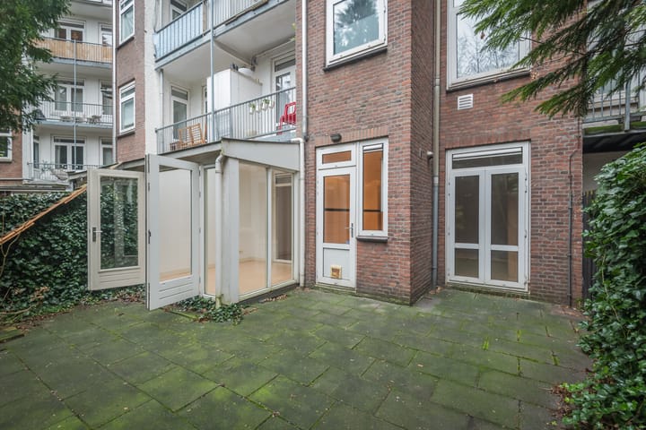 Foto 23 van Waalstraat 24-H